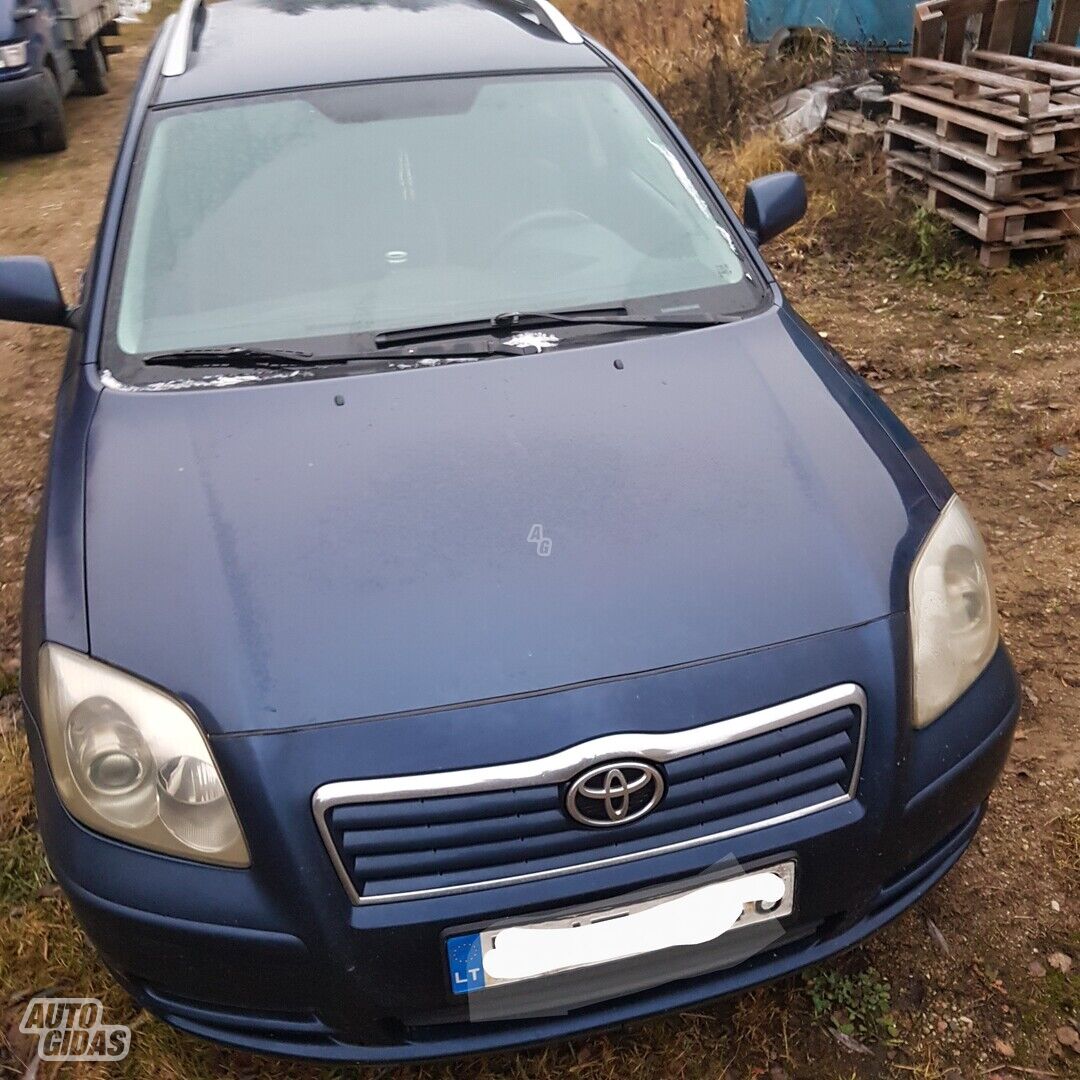 Toyota Avensis 2005 m dalys