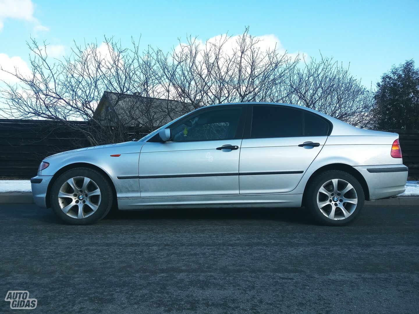 Bmw 320 2003 y Sedan