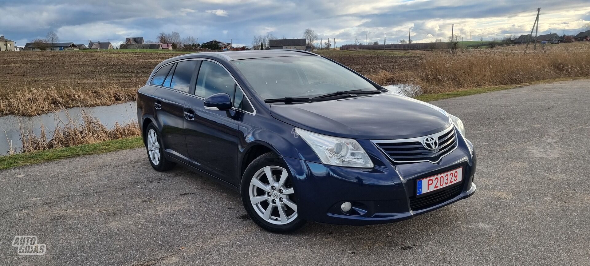 Toyota Avensis D-4D 2010 m