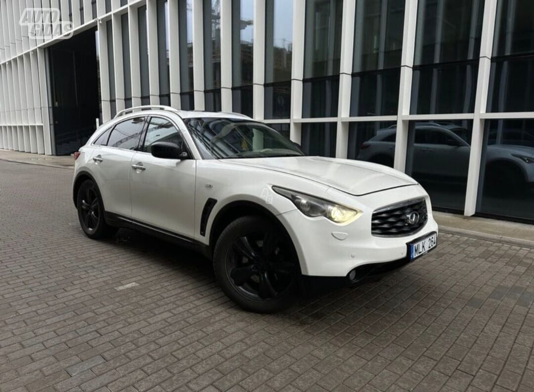 Infiniti FX30 2011 m Visureigis / Krosoveris