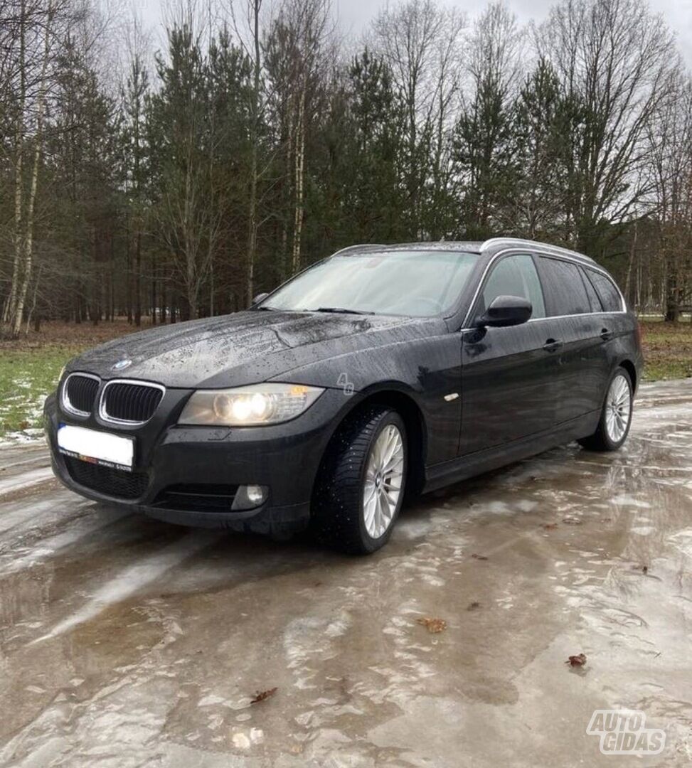 Bmw 330 2010 г Универсал