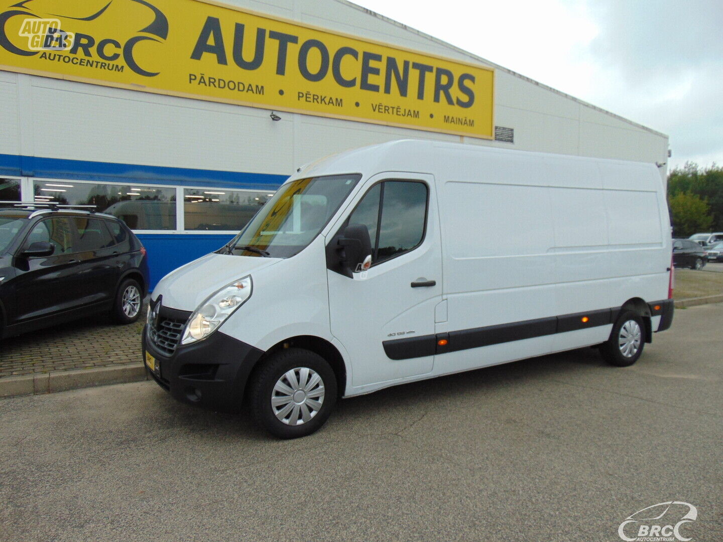 Renault Master 2014 y Commercial auto (with box)