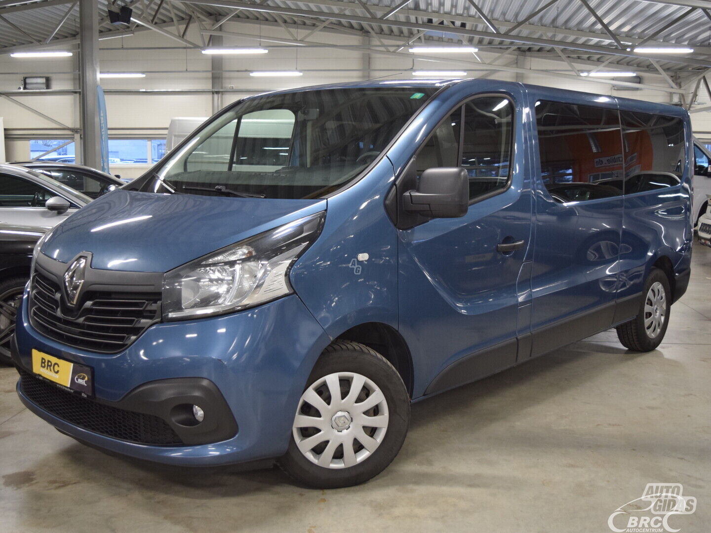 Renault Trafic 2017 г Микроавтобус