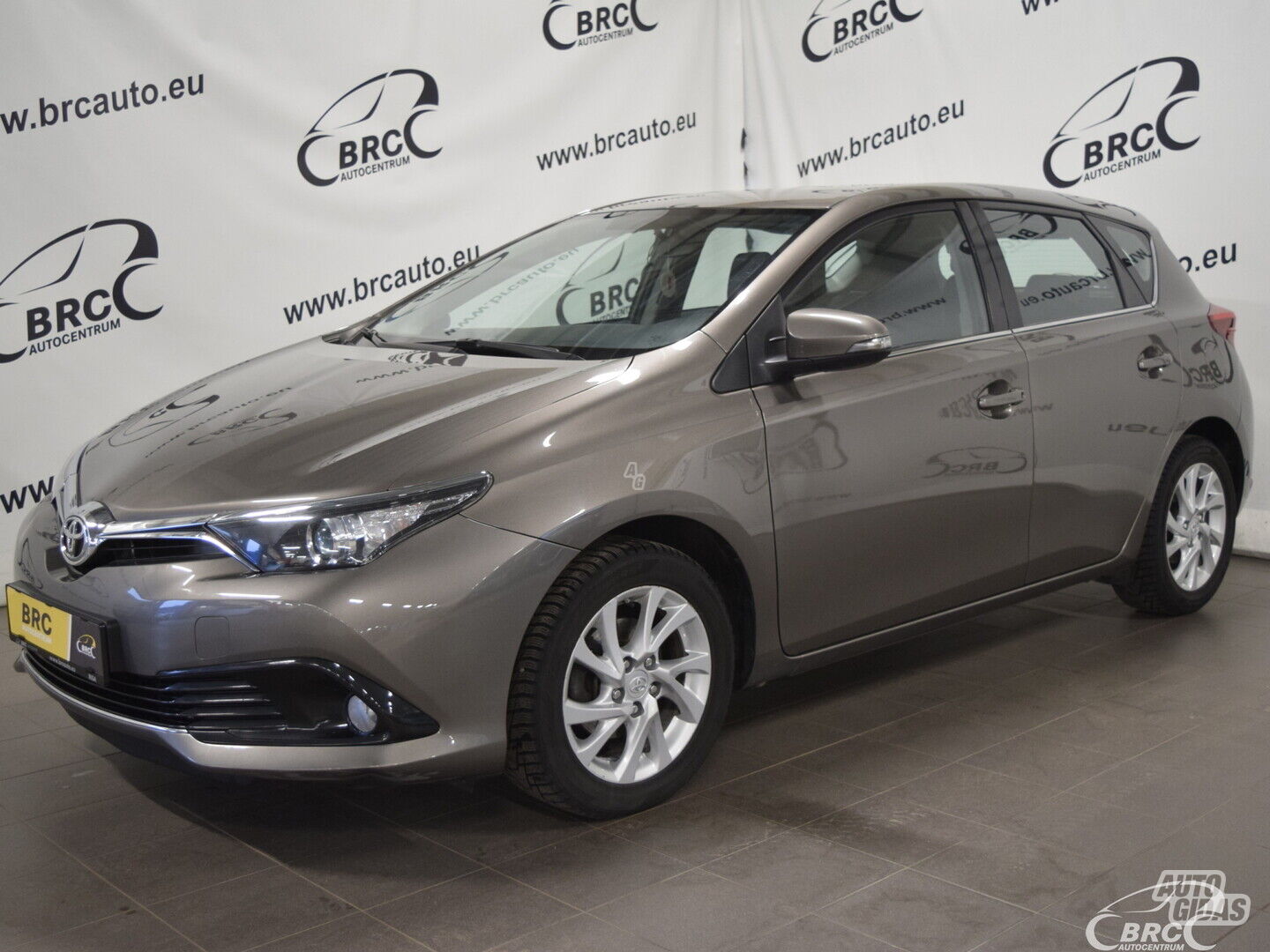 Toyota Auris M/T 2019 m