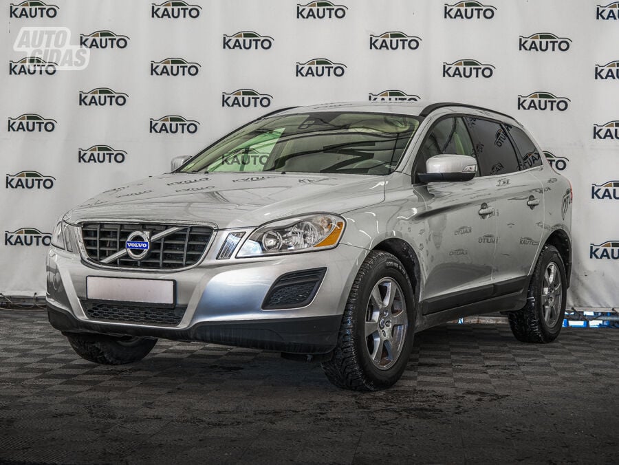 Volvo XC60 2013 y Off-road / Crossover