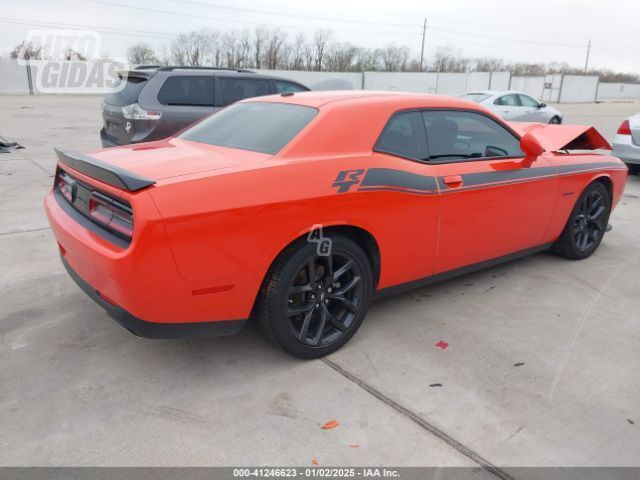 Dodge Challenger 2022 m Coupe