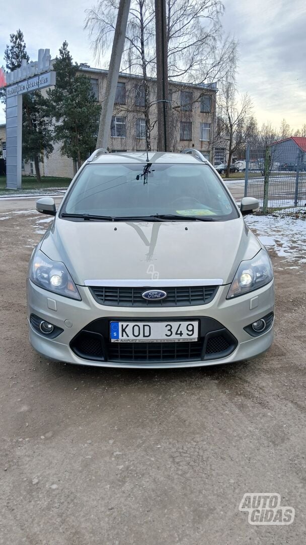 Ford Focus 2010 m Universalas