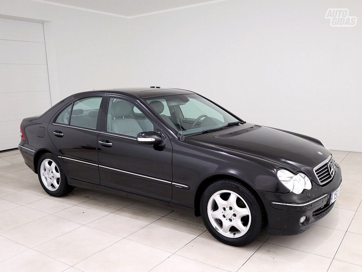 Mercedes-Benz C 200 2006 г Седан