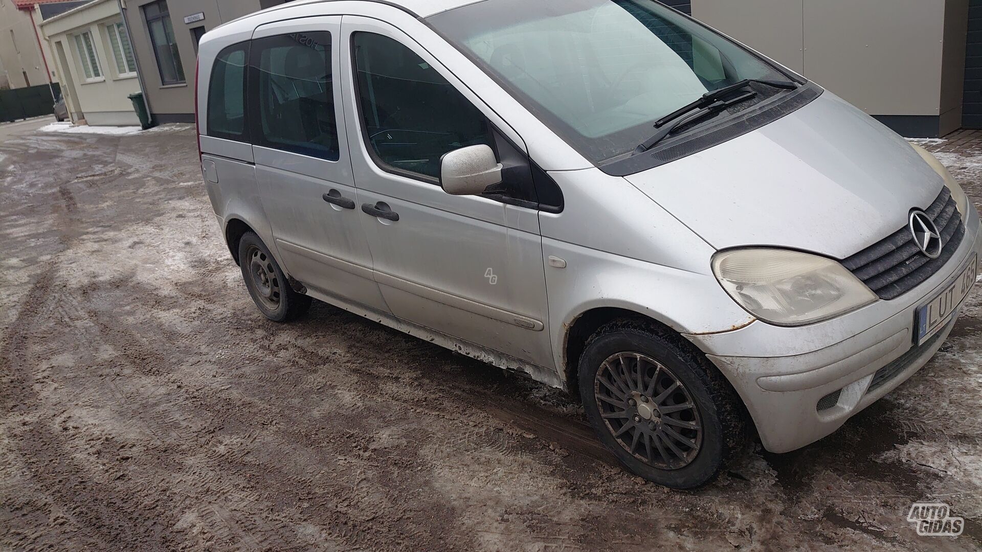 Mercedes-Benz Vaneo 2005 m Vienatūris