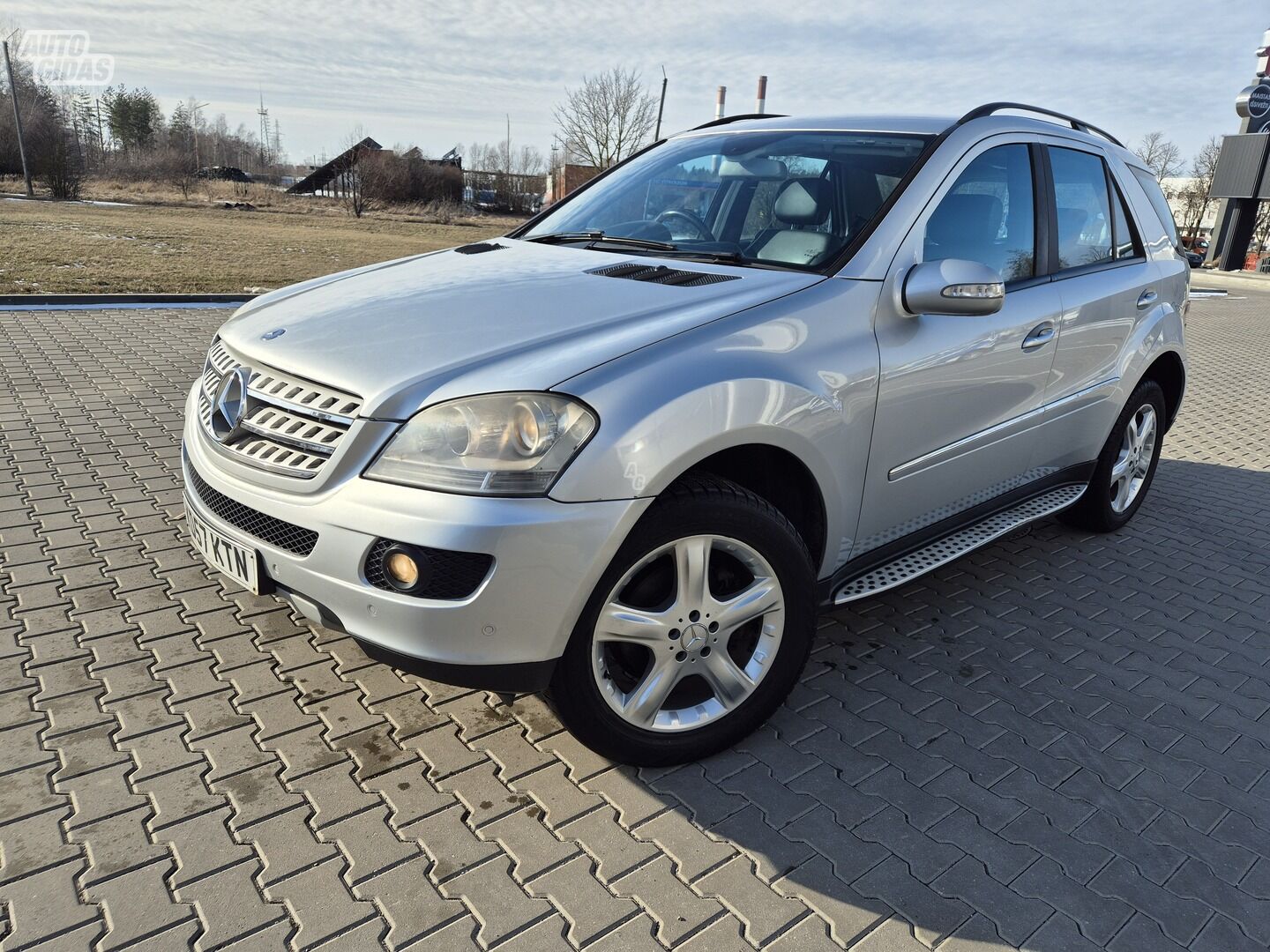 Mercedes-Benz ML 280 2007 г Внедорожник / Кроссовер