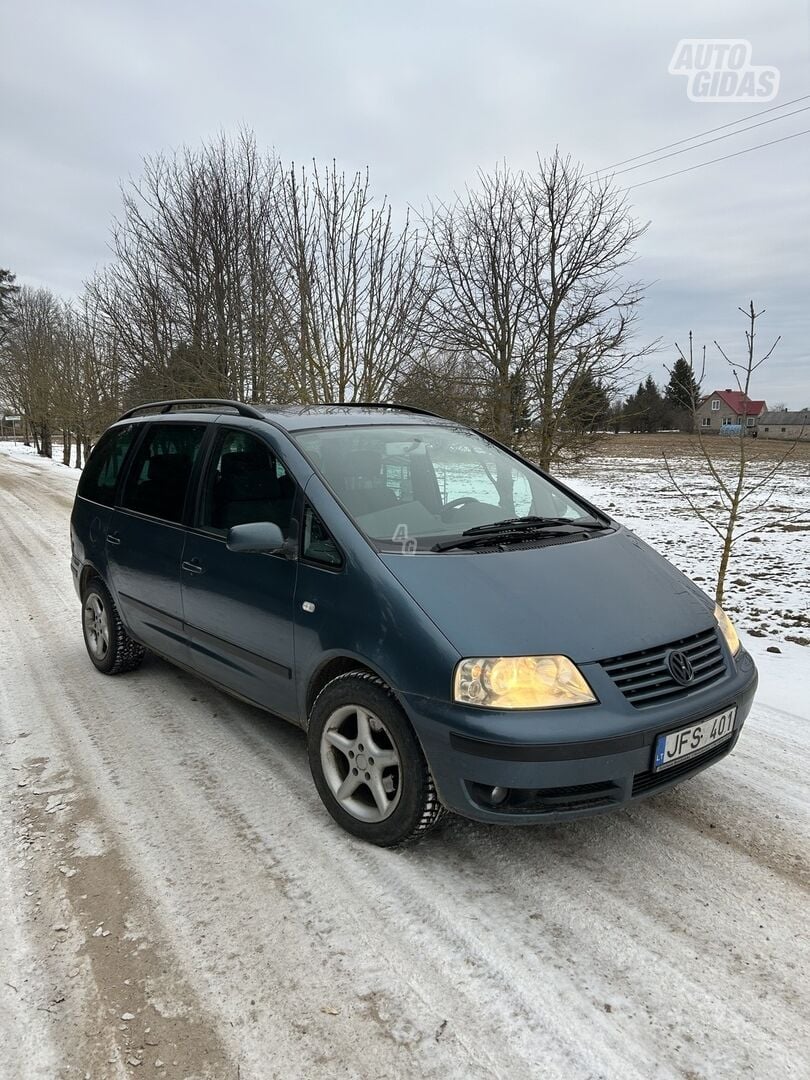 Volkswagen Sharan 2003 m Vienatūris