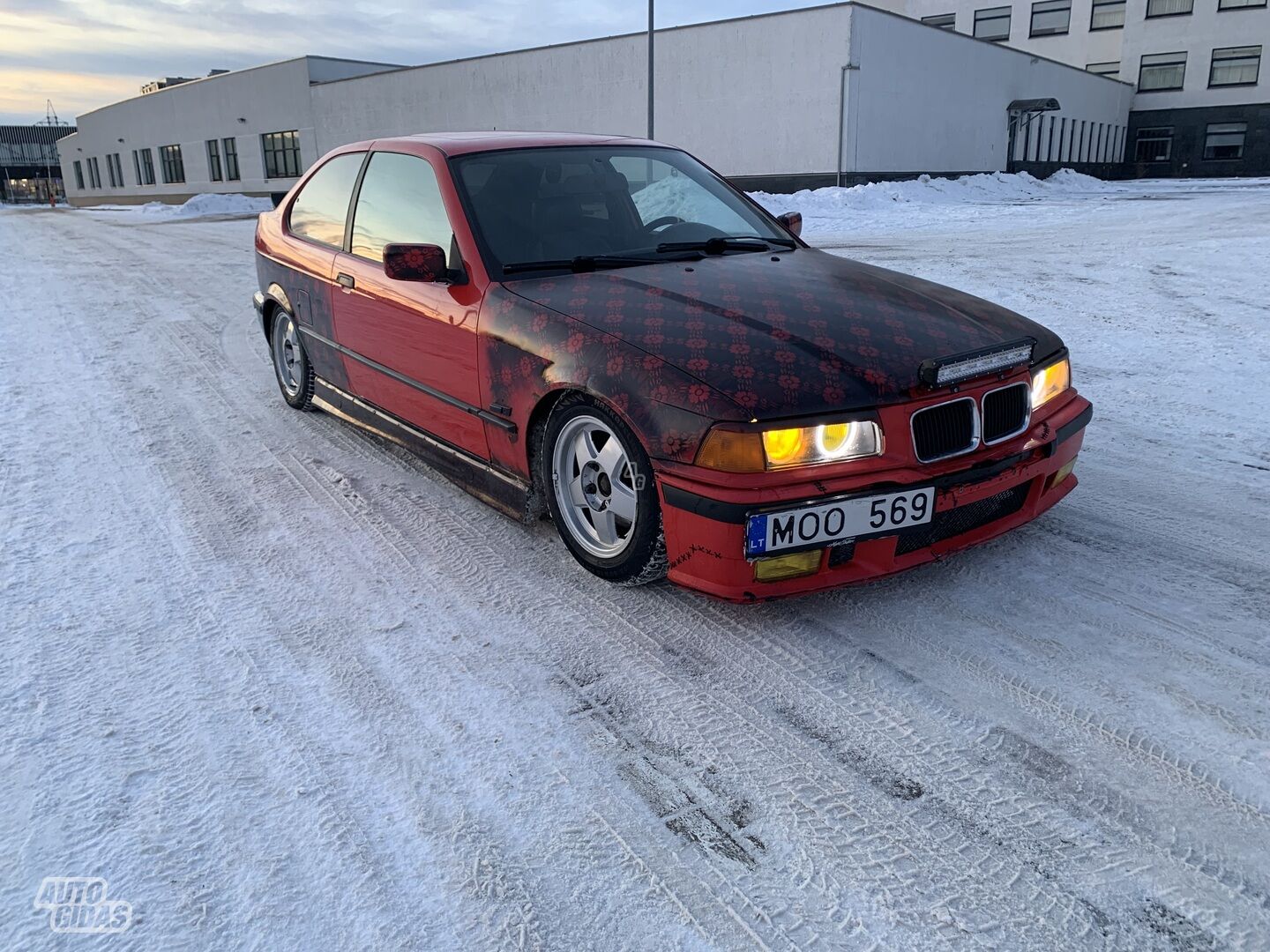 Bmw 320 1994 m Hečbekas