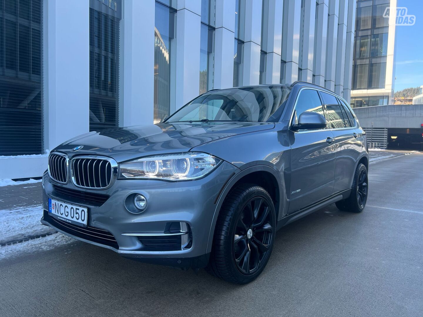 Bmw X5 2015 г Внедорожник / Кроссовер