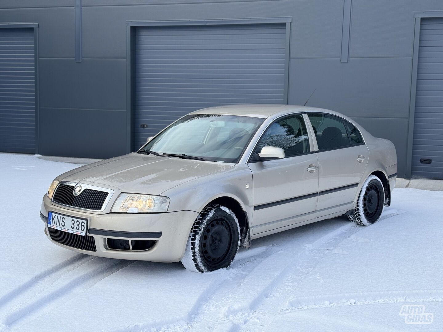 Skoda Superb 2004 г Седан