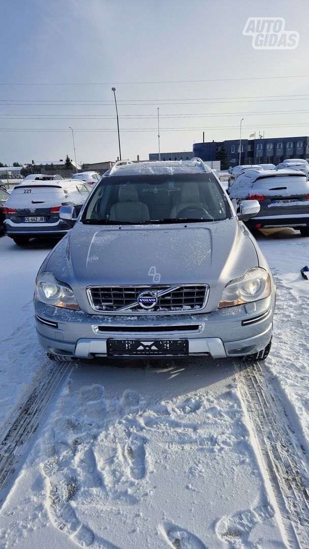 Volvo XC90 2013 г Внедорожник / Кроссовер