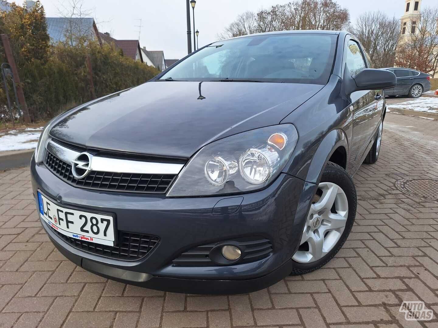 Opel Astra 2007 y Coupe