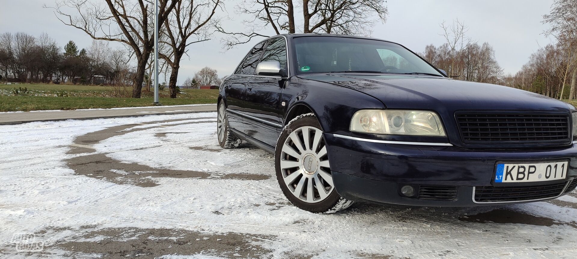 Audi A8 2000 г Седан