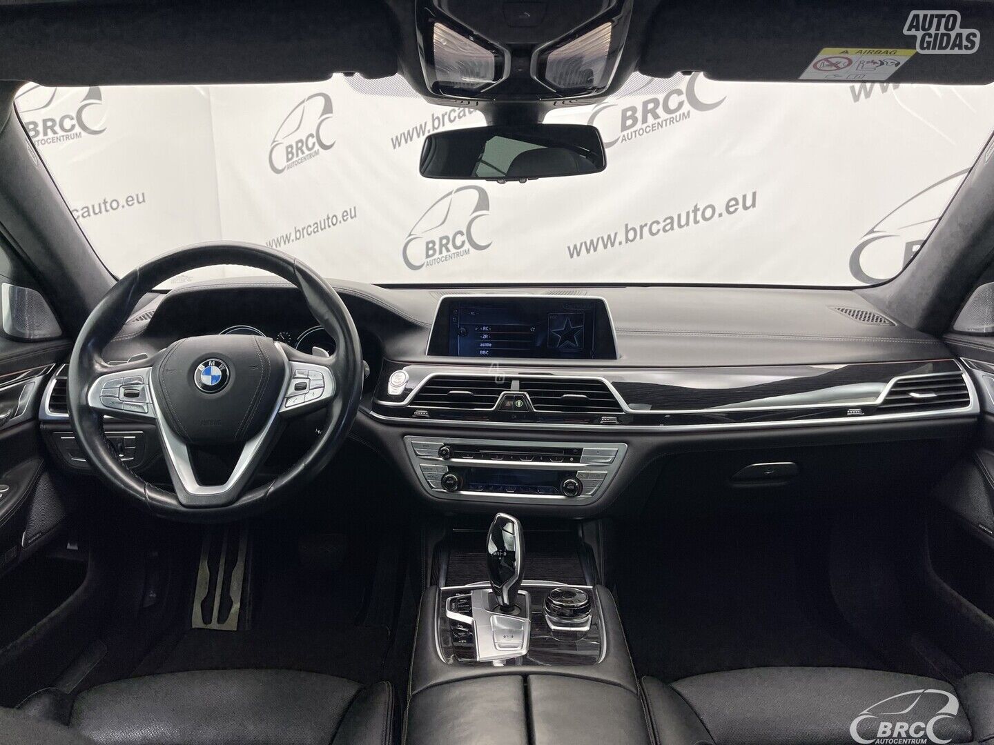 Bmw 750 LI xDrive 2016 г