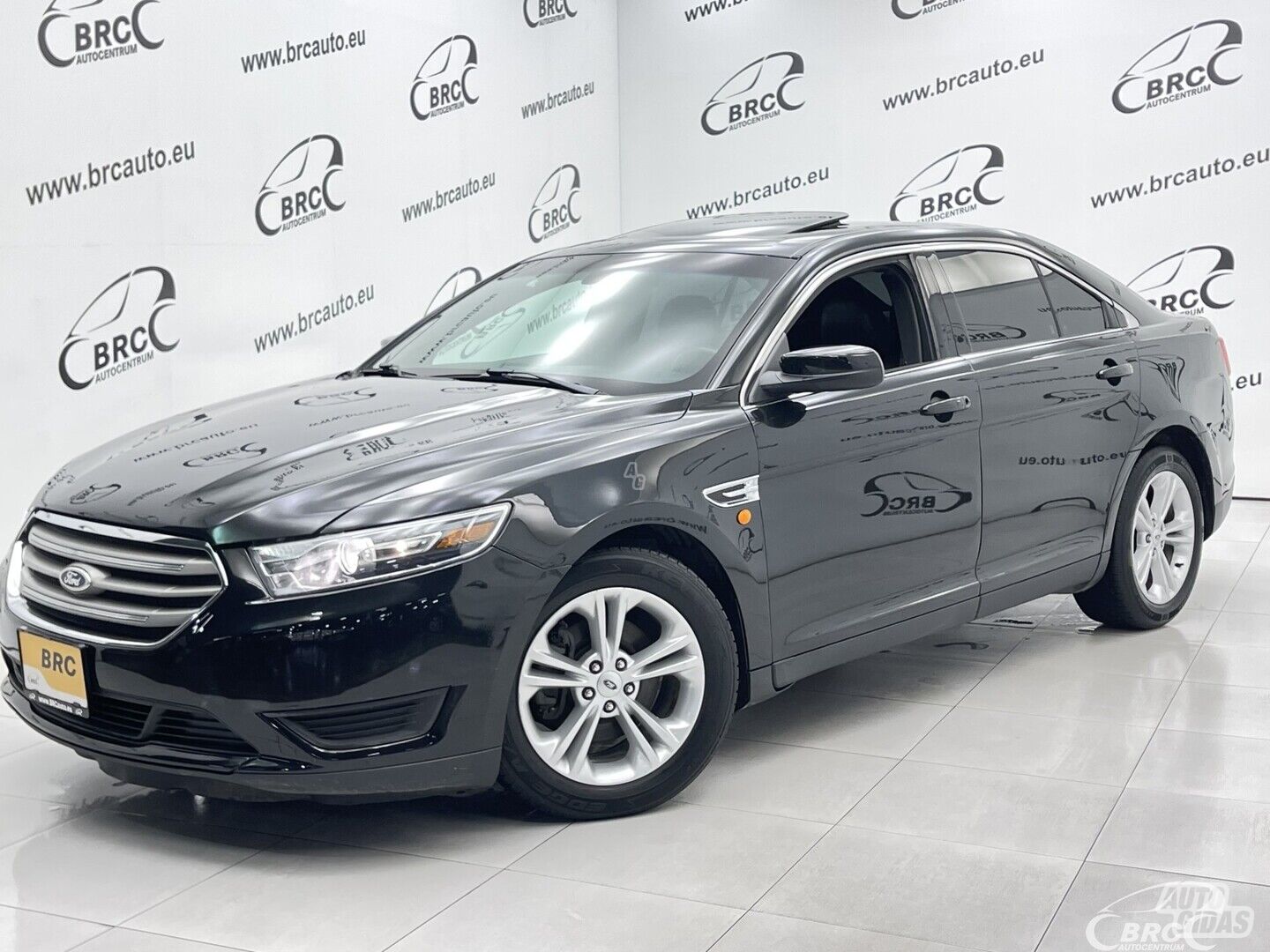 Ford Taurus 3.5 V6 SEL AWD Autom 2013 г