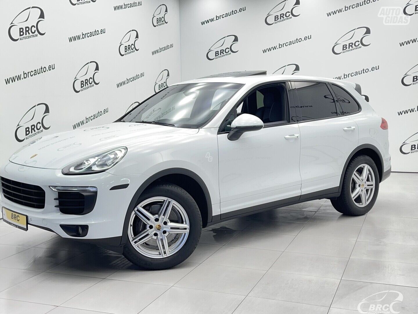 Porsche Cayenne 3.6 V6 Automatas 2016 y