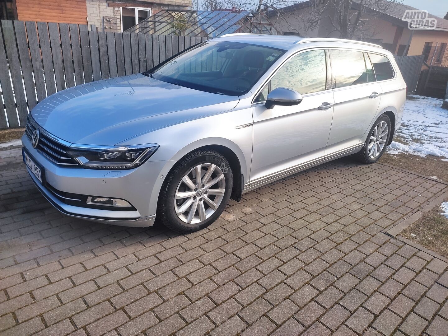 Volkswagen Passat 2015 y Wagon