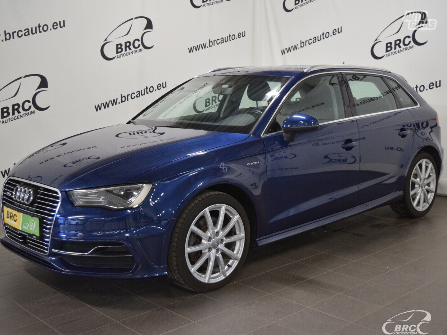 Audi A3 Sportback E-Tron Plu 2016 y