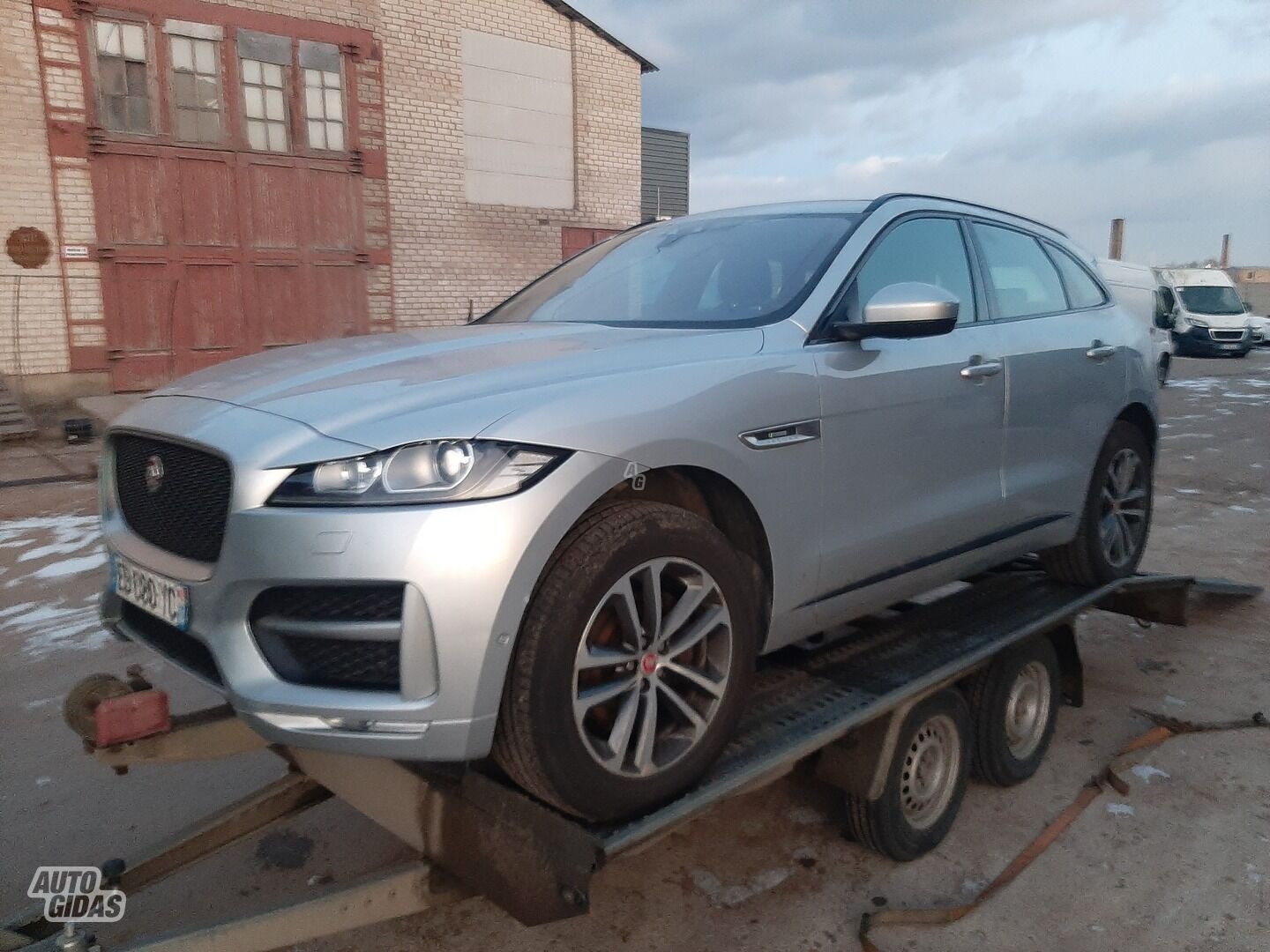 Jaguar F-Pace 2016 m Visureigis / Krosoveris