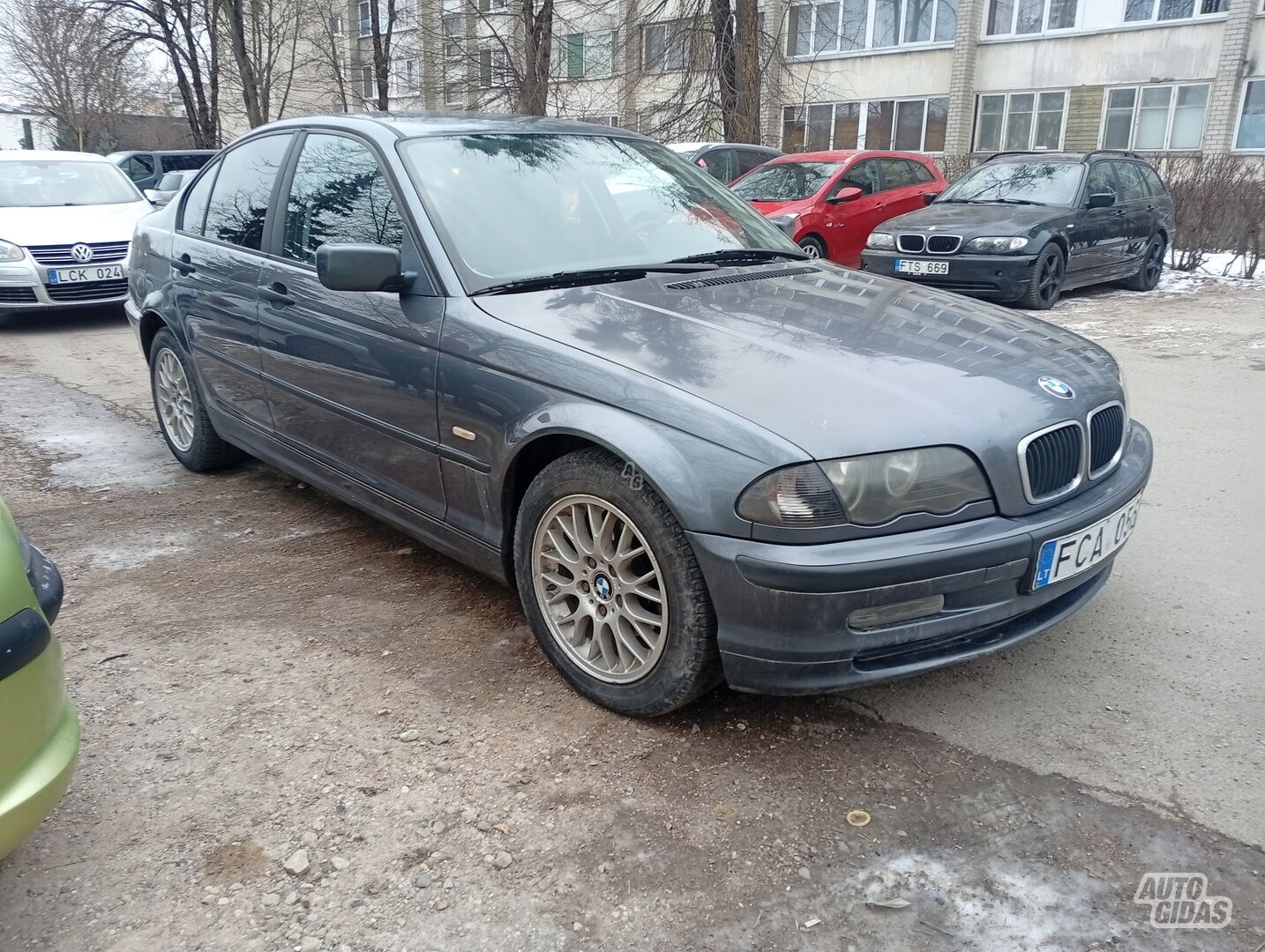 Bmw 320 2001 m Sedanas