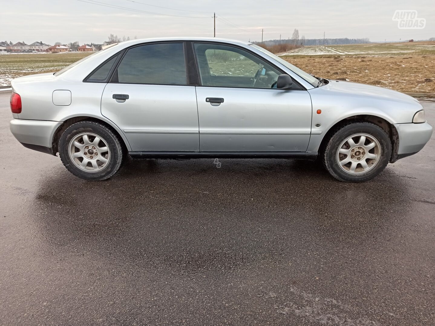 Audi A4 1996 y Sedan