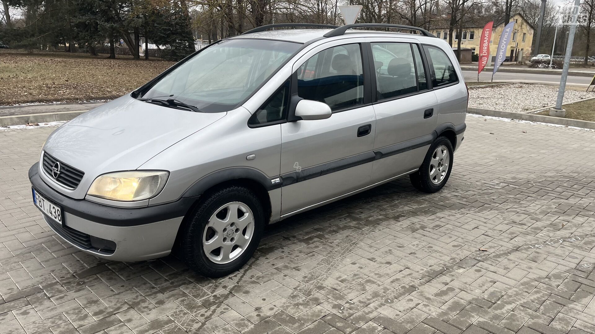 Opel Zafira 2000 y Van