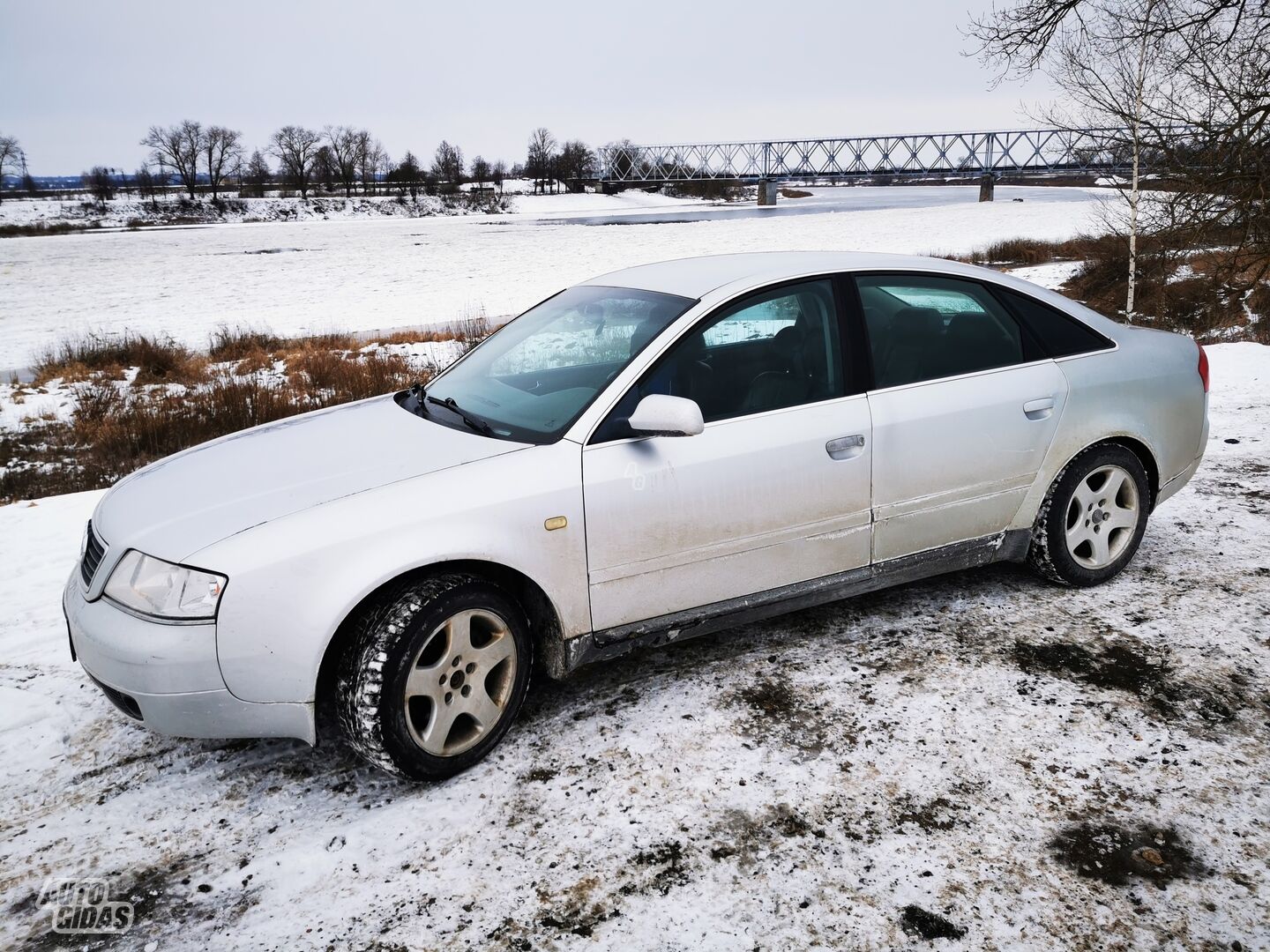 Audi A6 2003 m Sedanas