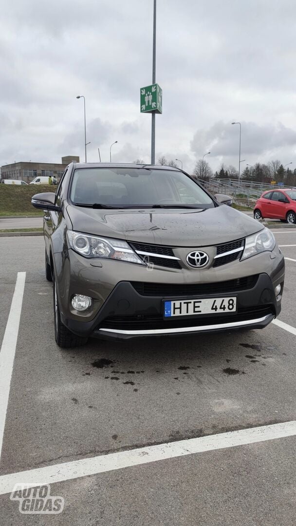 Toyota RAV4 4WD 2013 y