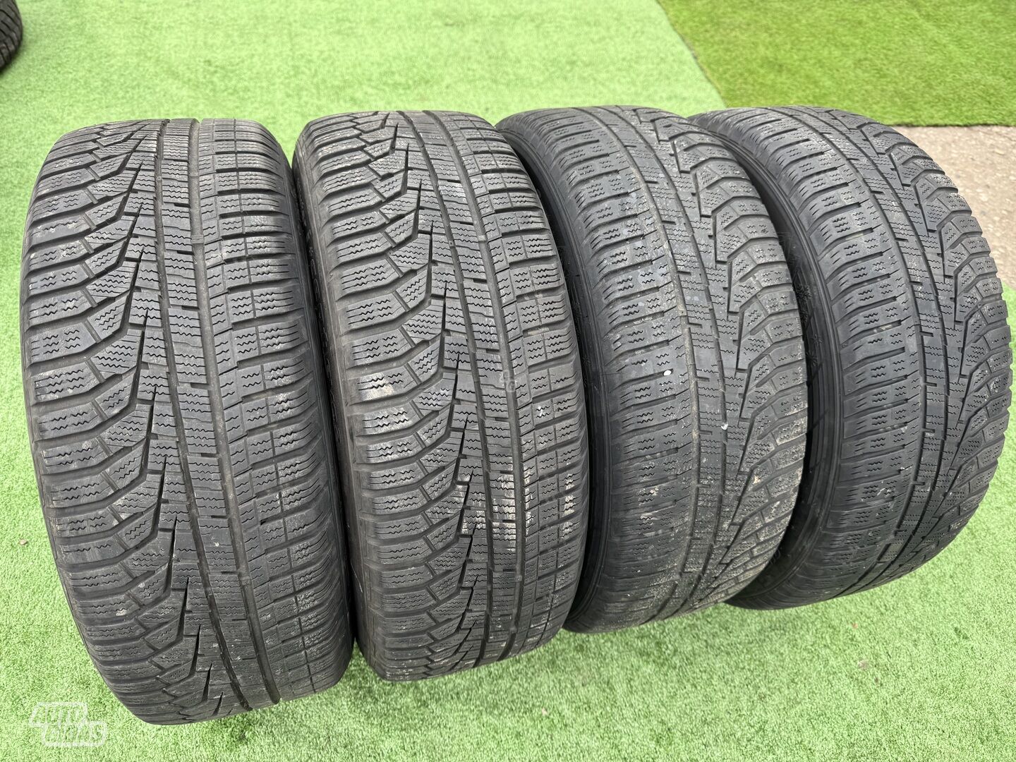 Hankook Siunciam, 4-6mm  R16 зимние шины для автомобилей