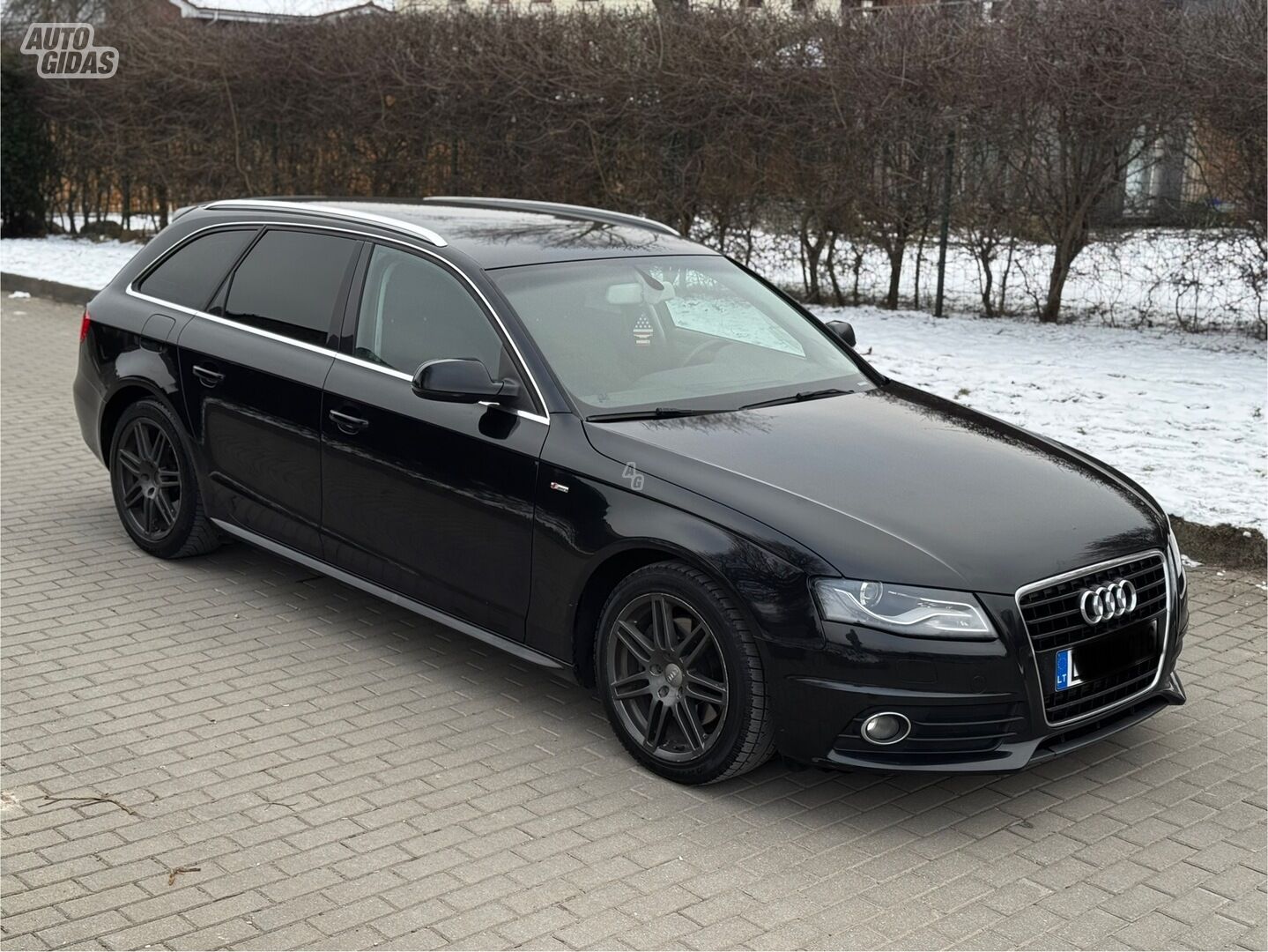 Audi A4 2010 г Универсал