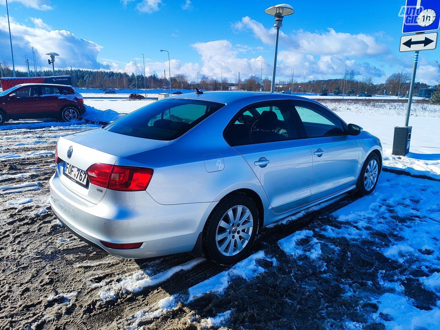 Volkswagen Jetta 2011 y Sedan