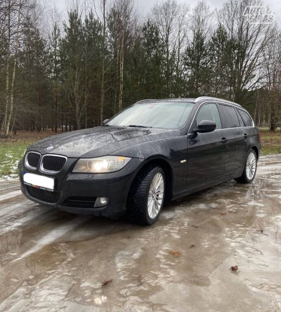 Bmw 330 2010 г Универсал