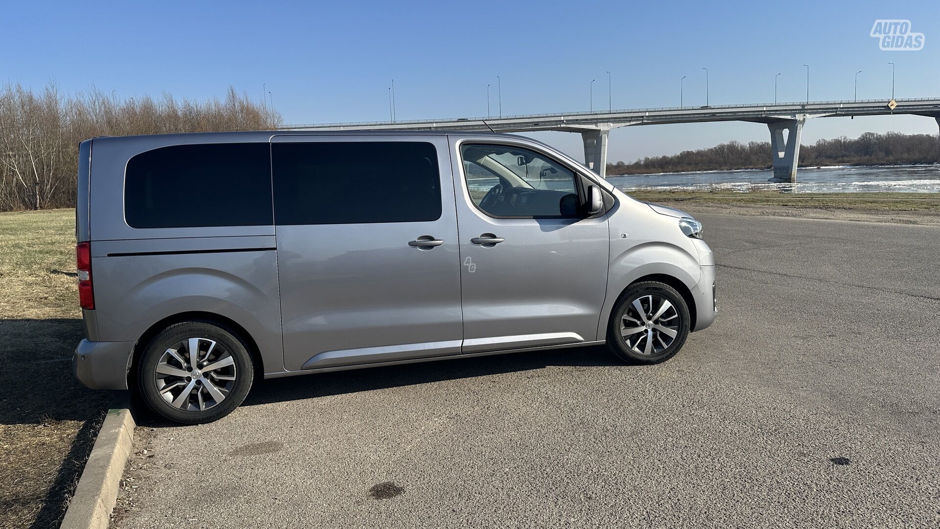 Toyota Proace Verso 2024 y Combi minibus