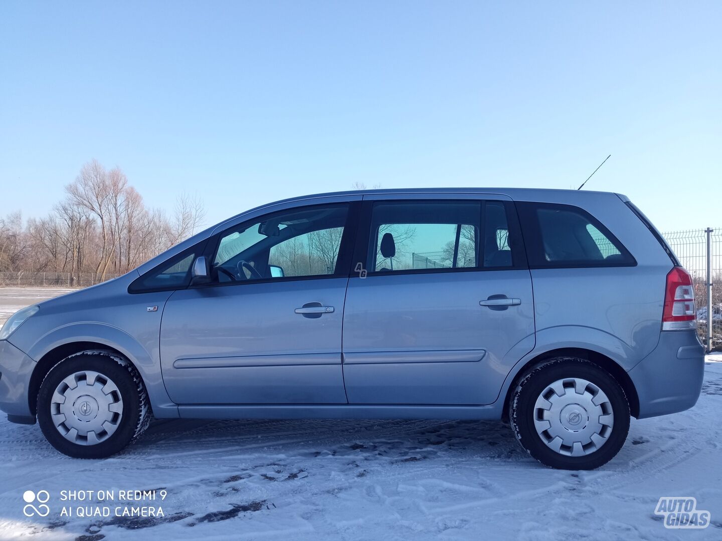 Opel Zafira 2009 г Минивэн