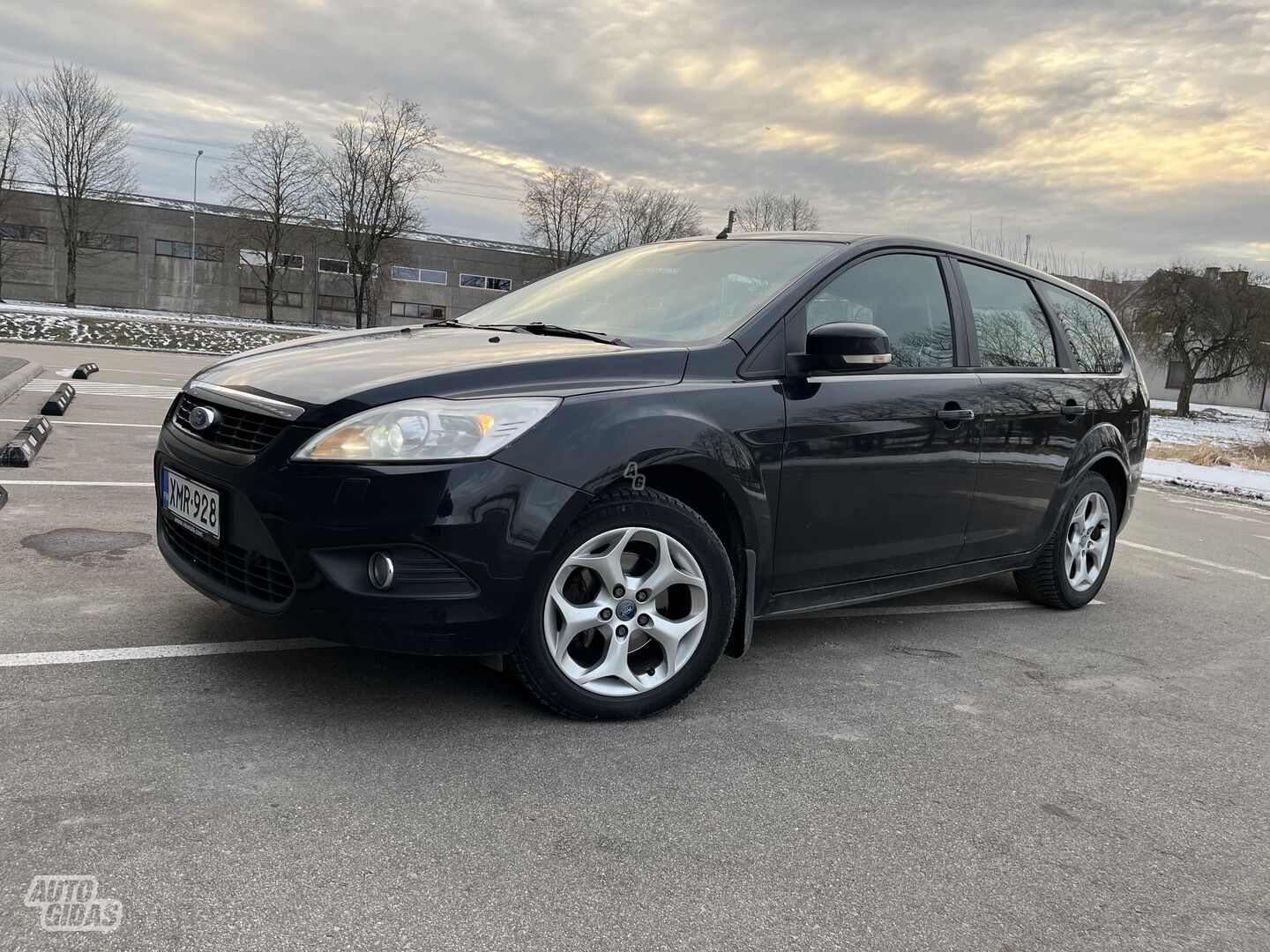 Ford Focus 2010 г Универсал