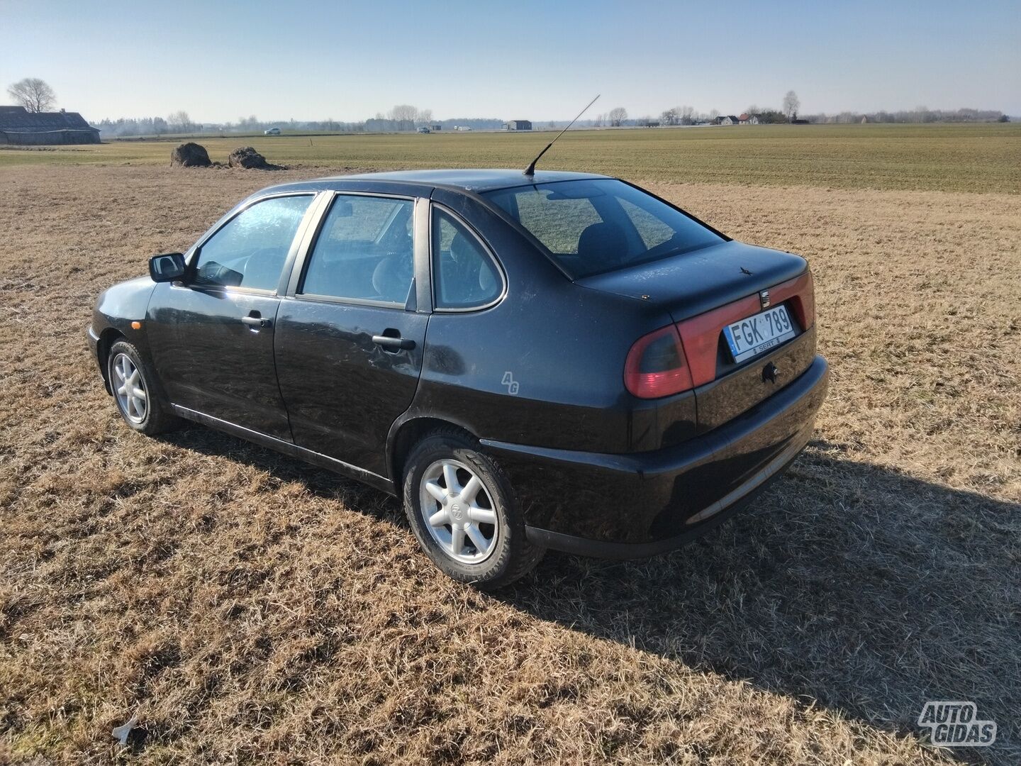 Seat Cordoba 1999 y Sedan