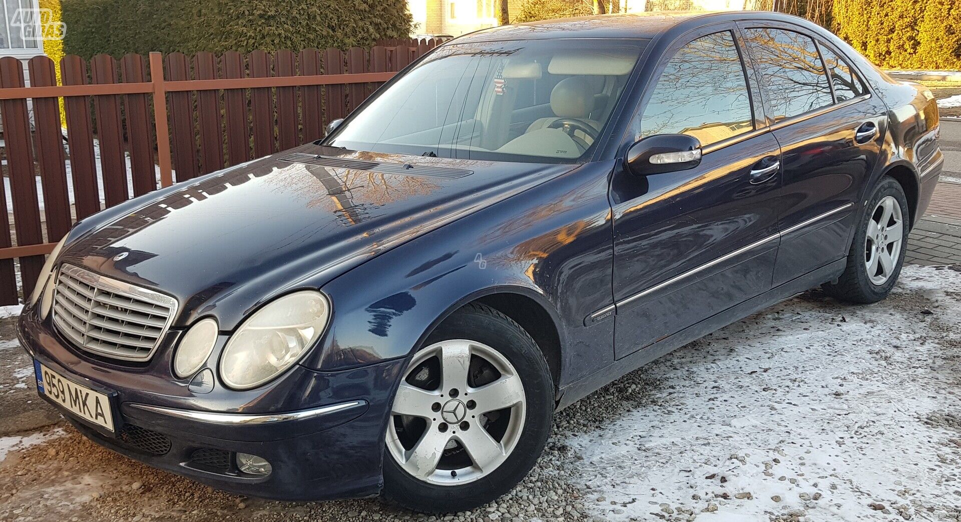 Mercedes-Benz E 220 CDI 2004 y