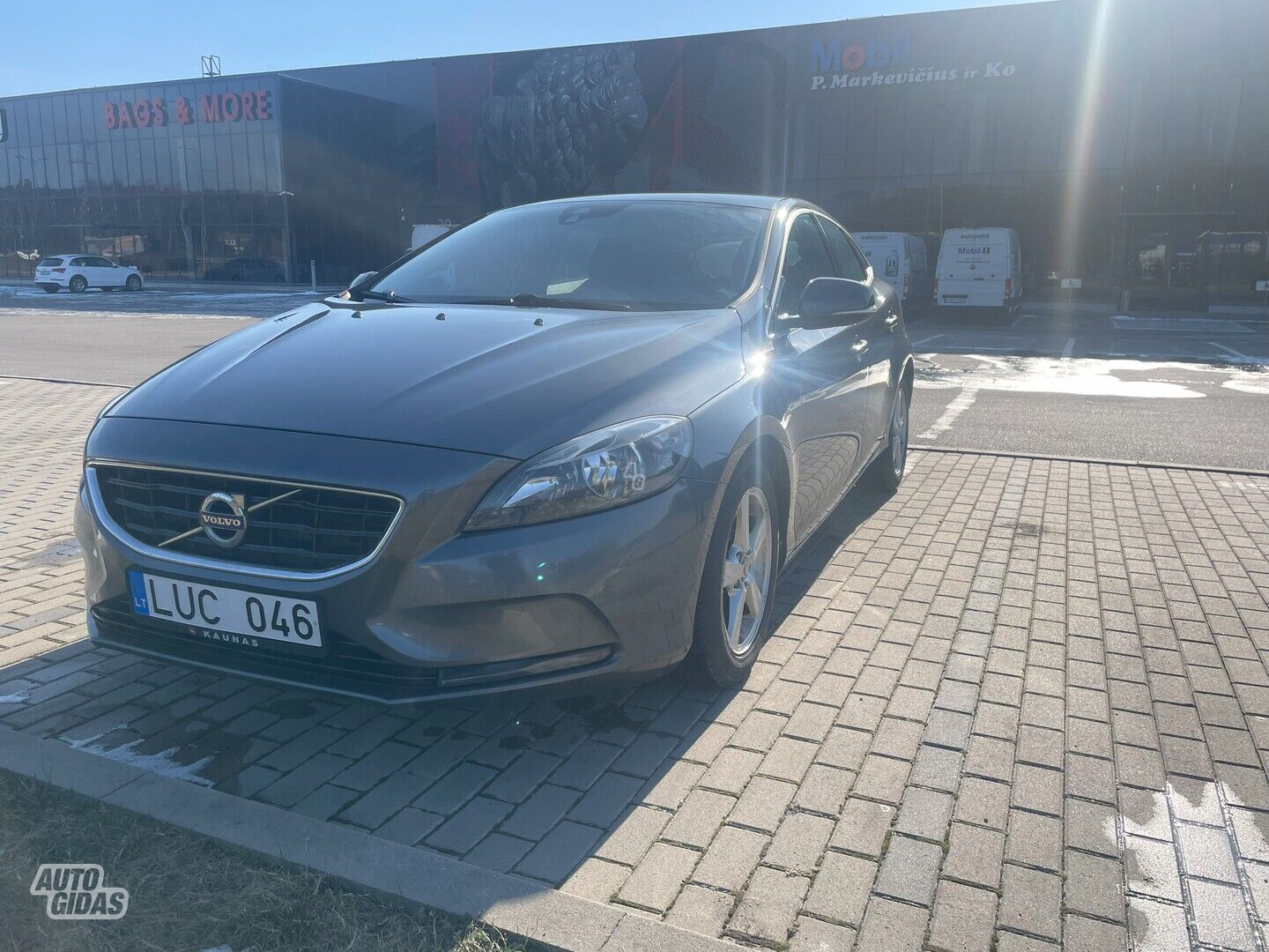 Volvo V40 2013 y Hatchback