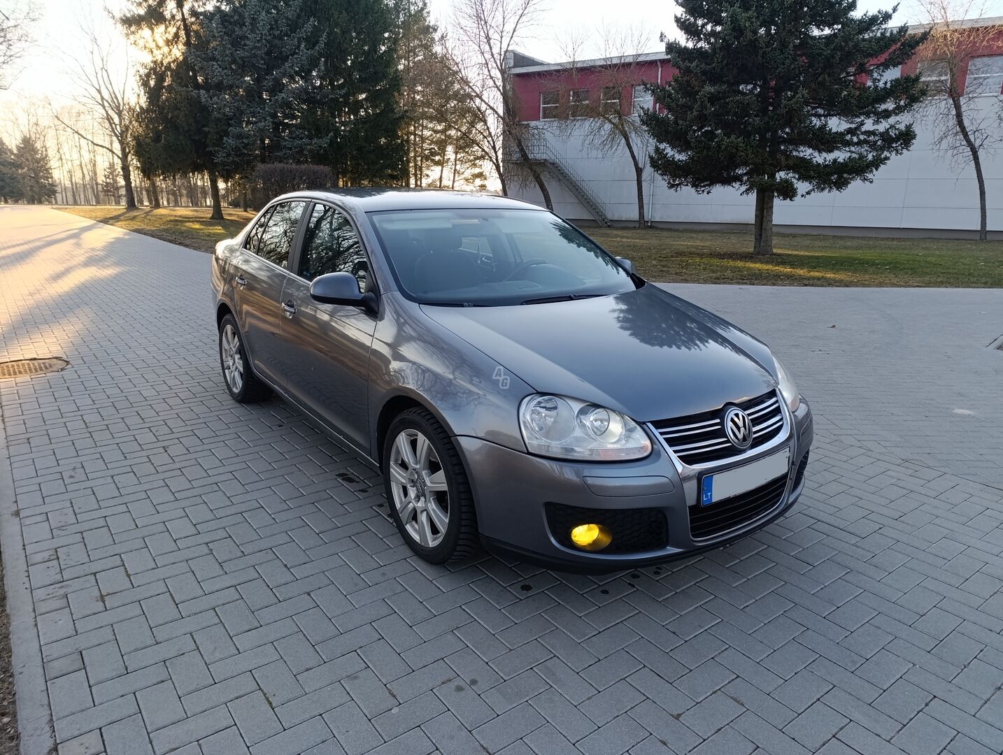 Volkswagen Jetta 2006 y Sedan