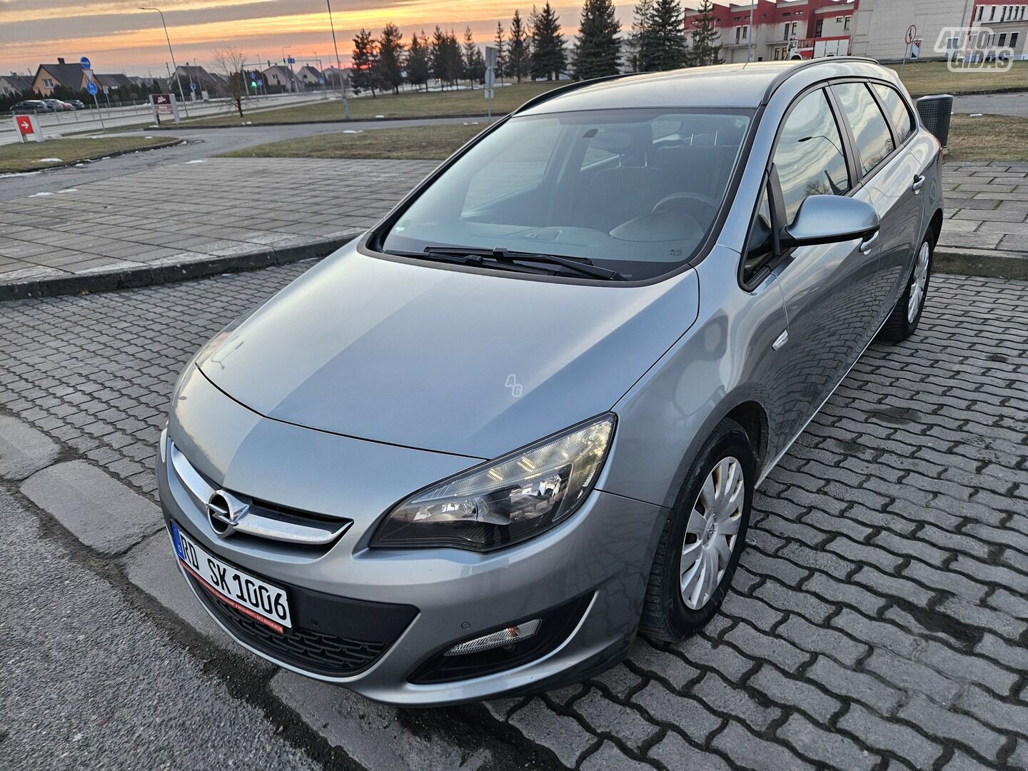 Opel Astra 2014 m Universalas