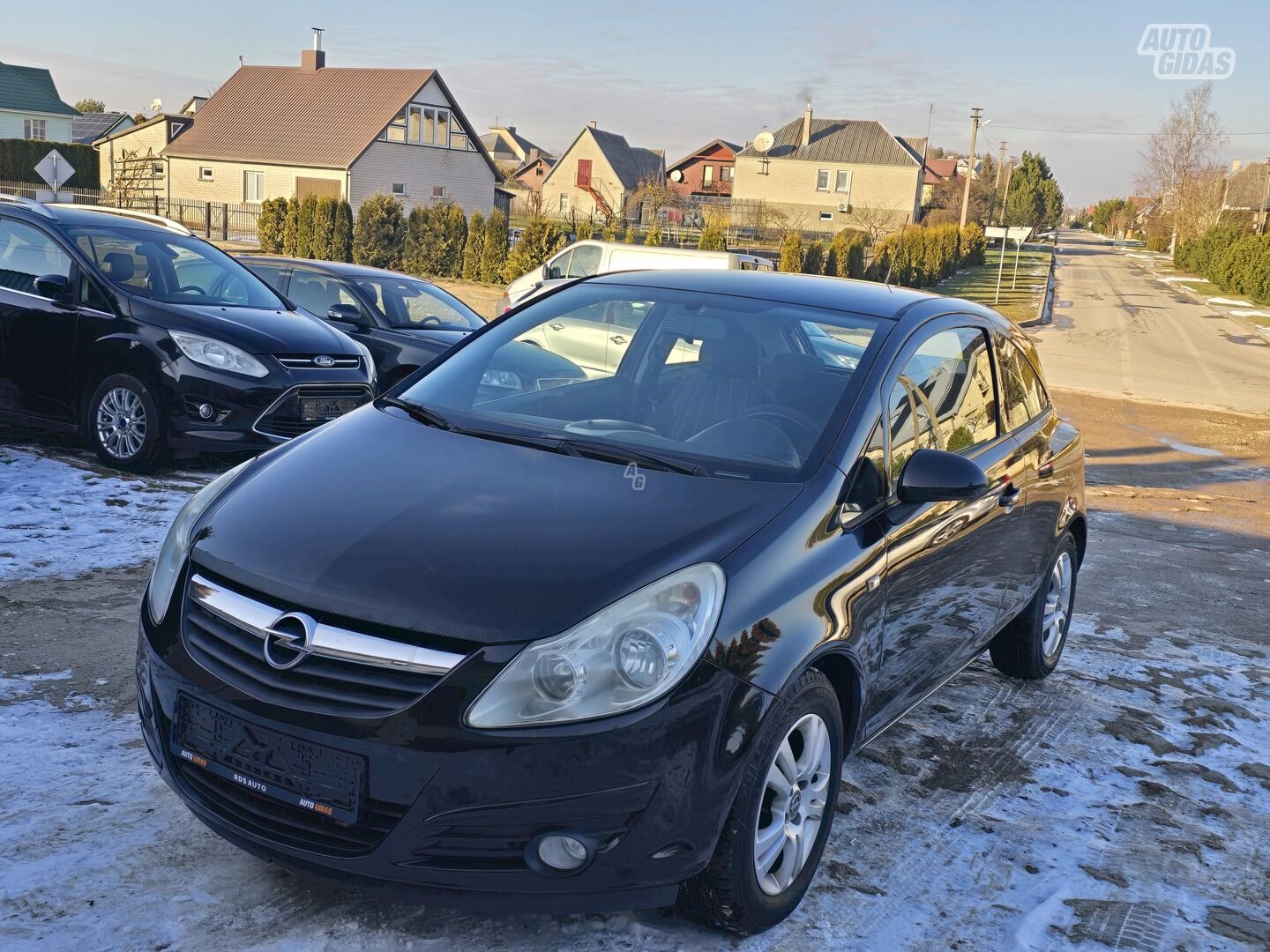 Opel Corsa 2008 y Hatchback