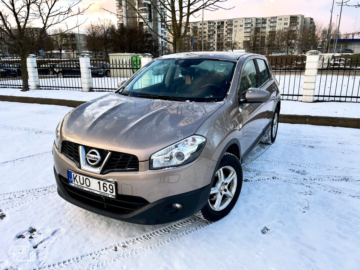 Nissan Qashqai 2012 m Visureigis / Krosoveris