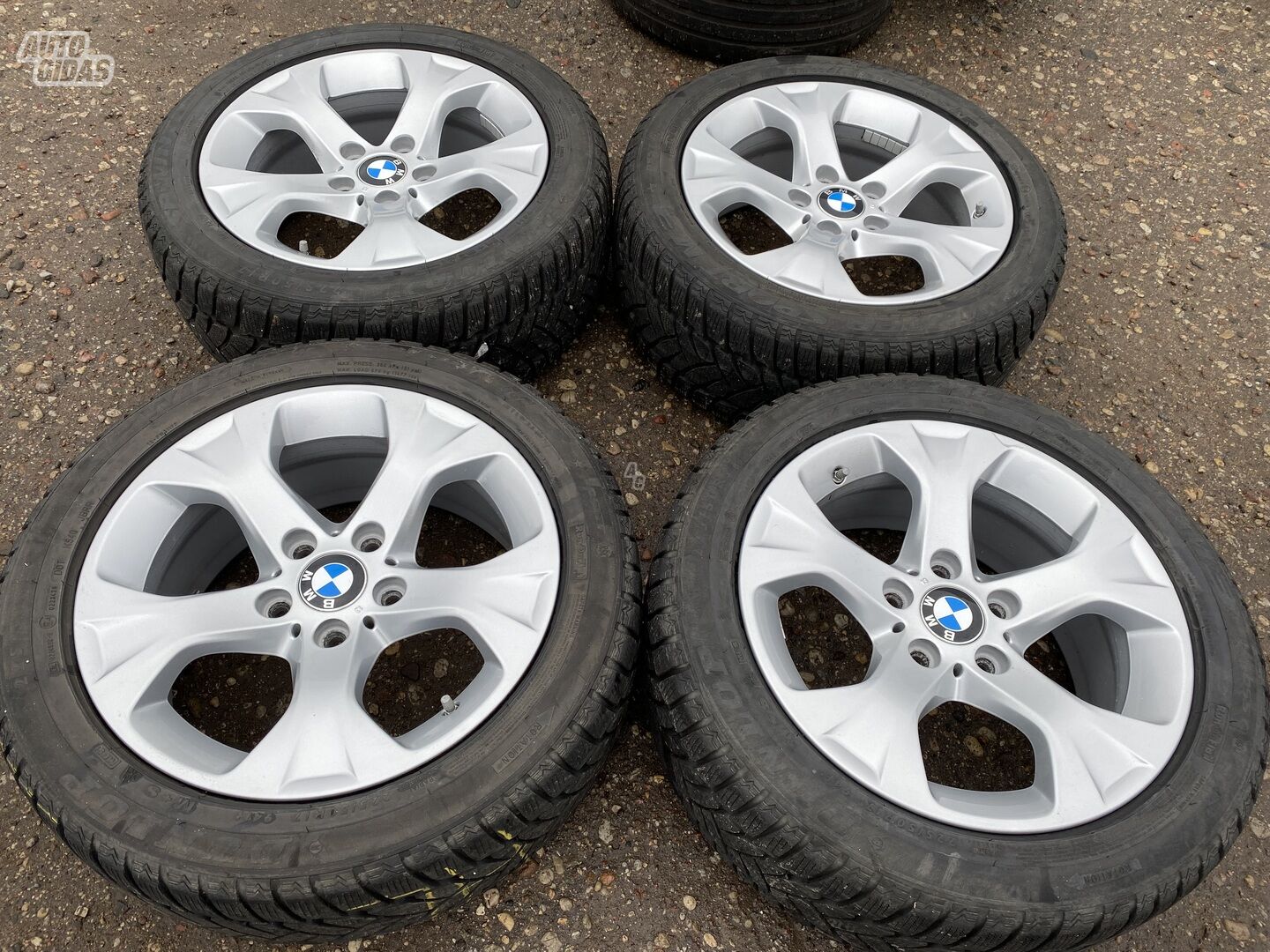 BMW Siunciam, 7.5J ET34 light alloy R17 rims