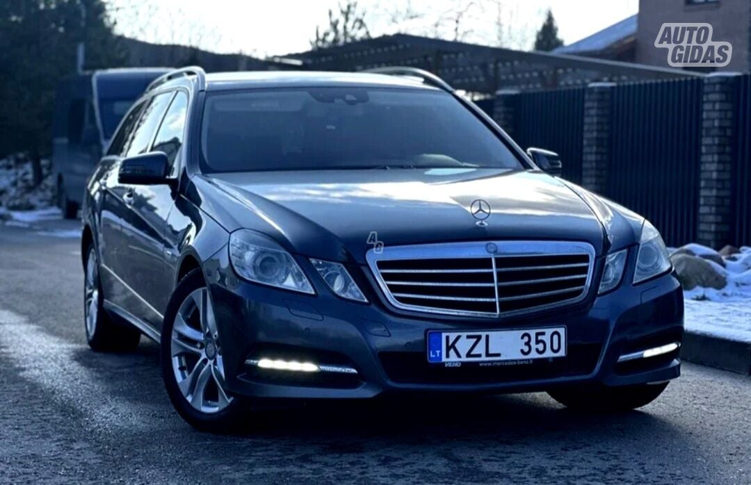 Mercedes-Benz E 350 4Matic 2012 y