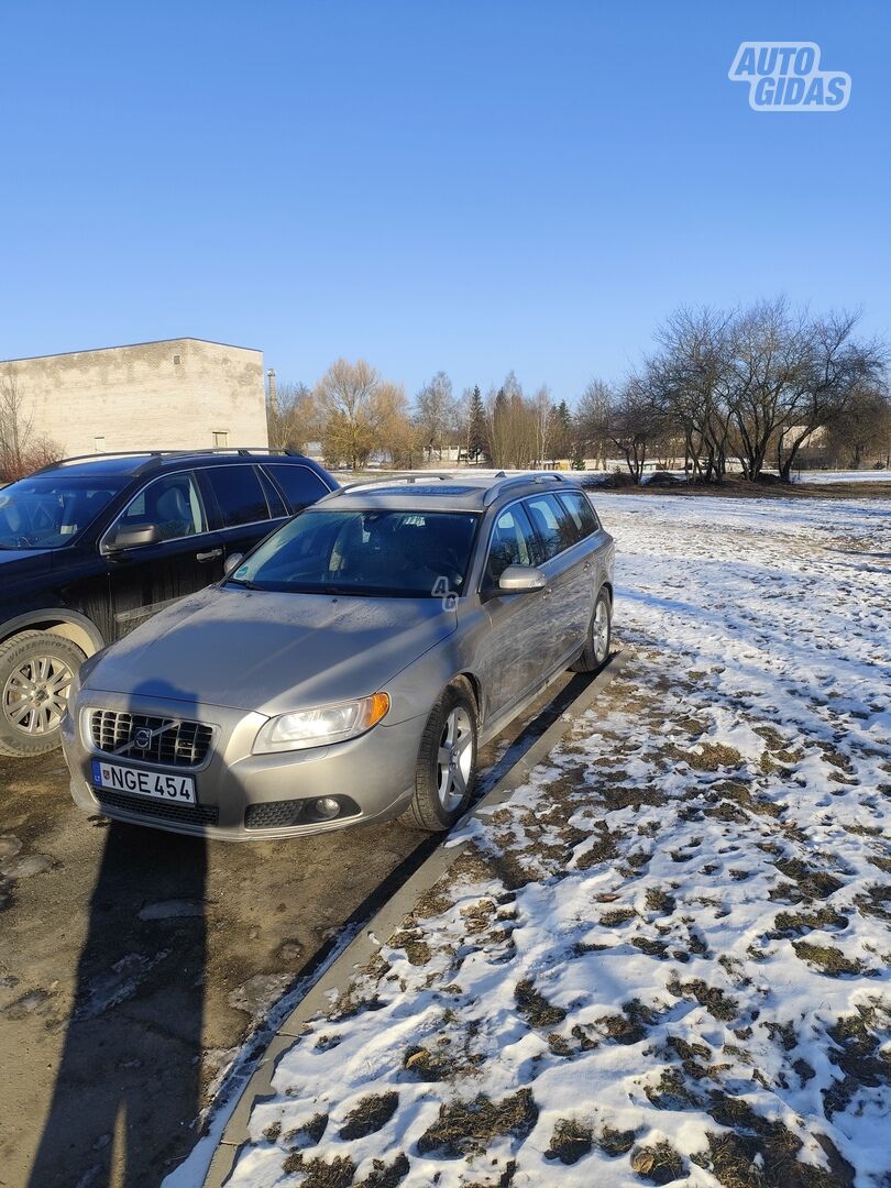 Volvo V70 2008 y Wagon