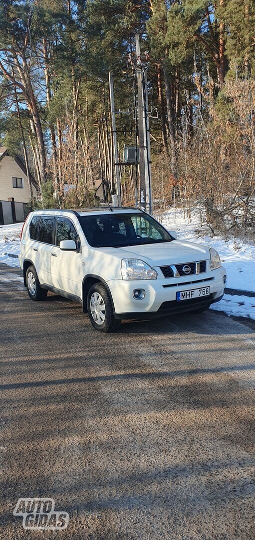 Nissan X-Trail 2008 y Off-road / Crossover